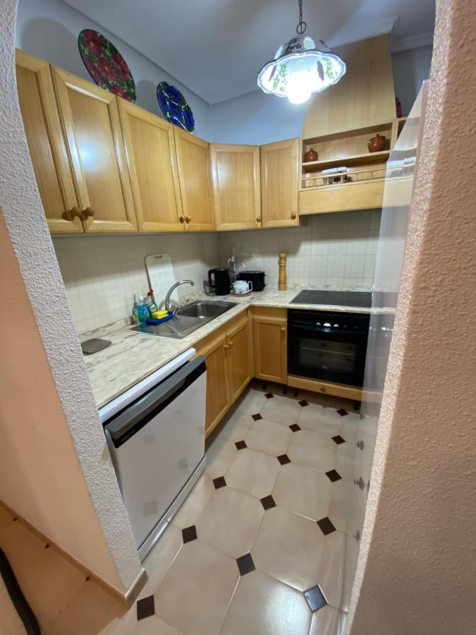 Orihuela Costa 2-Bedroom 1-Bath Renovated Vacation Rental On La Zenia Beach ภายนอก รูปภาพ