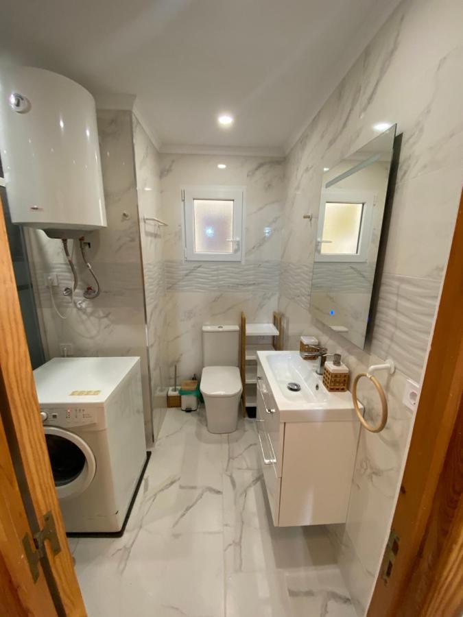 Orihuela Costa 2-Bedroom 1-Bath Renovated Vacation Rental On La Zenia Beach ภายนอก รูปภาพ