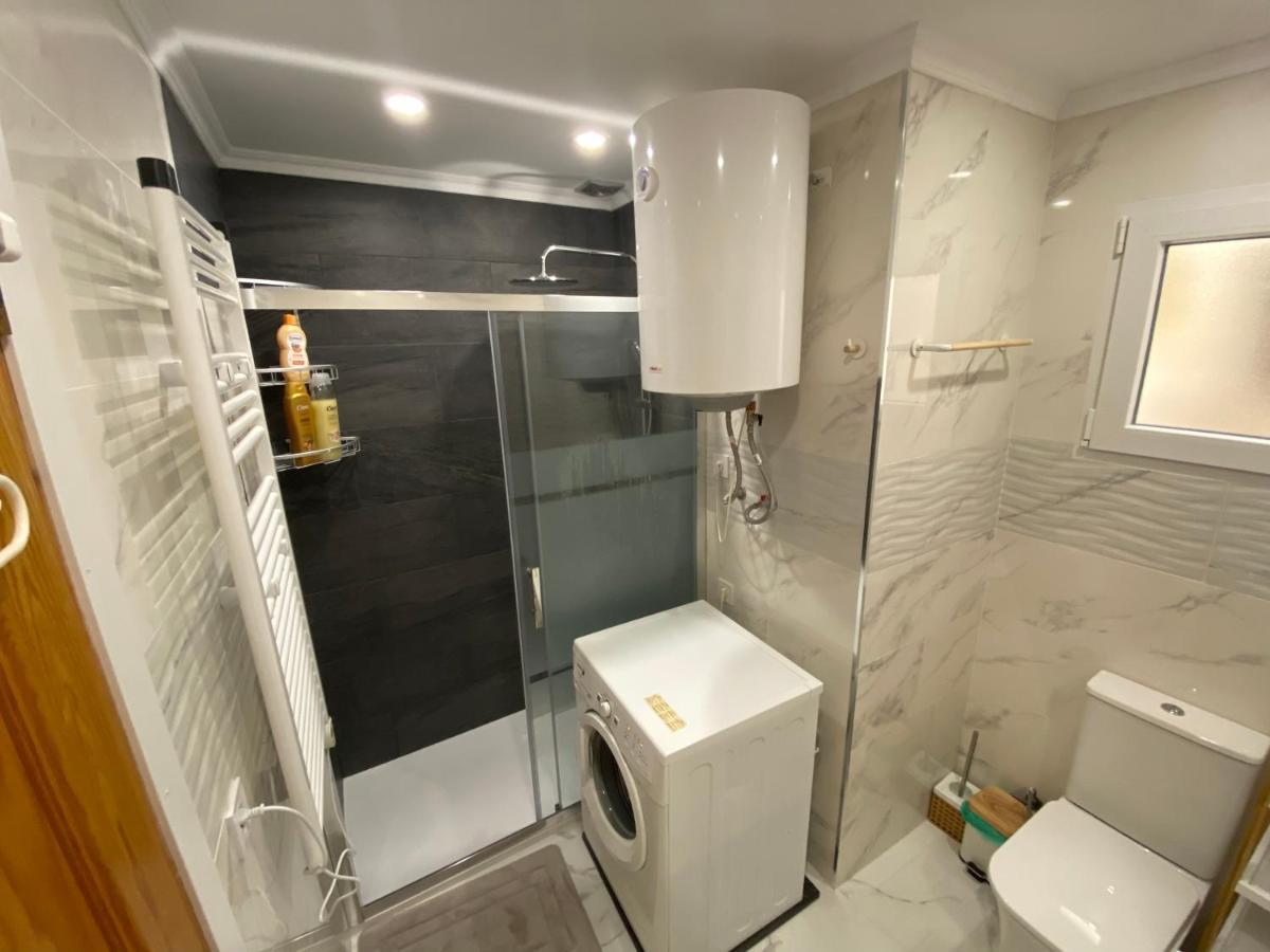 Orihuela Costa 2-Bedroom 1-Bath Renovated Vacation Rental On La Zenia Beach ภายนอก รูปภาพ