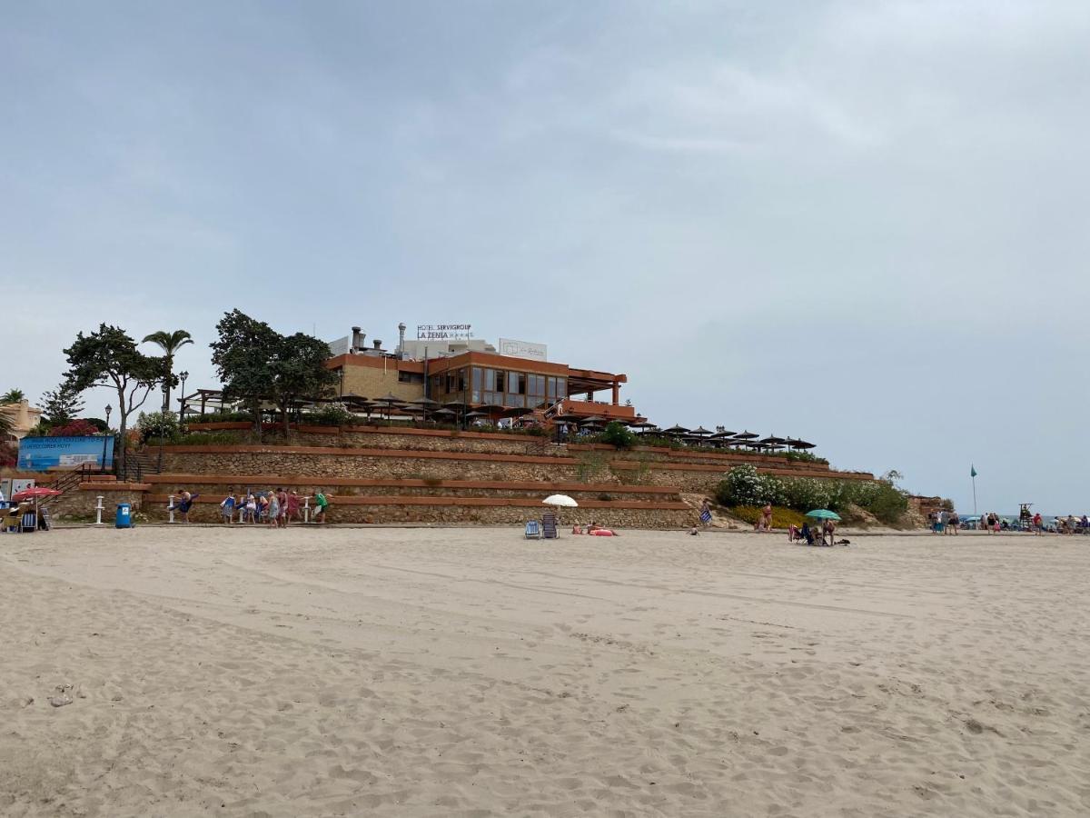 Orihuela Costa 2-Bedroom 1-Bath Renovated Vacation Rental On La Zenia Beach ภายนอก รูปภาพ