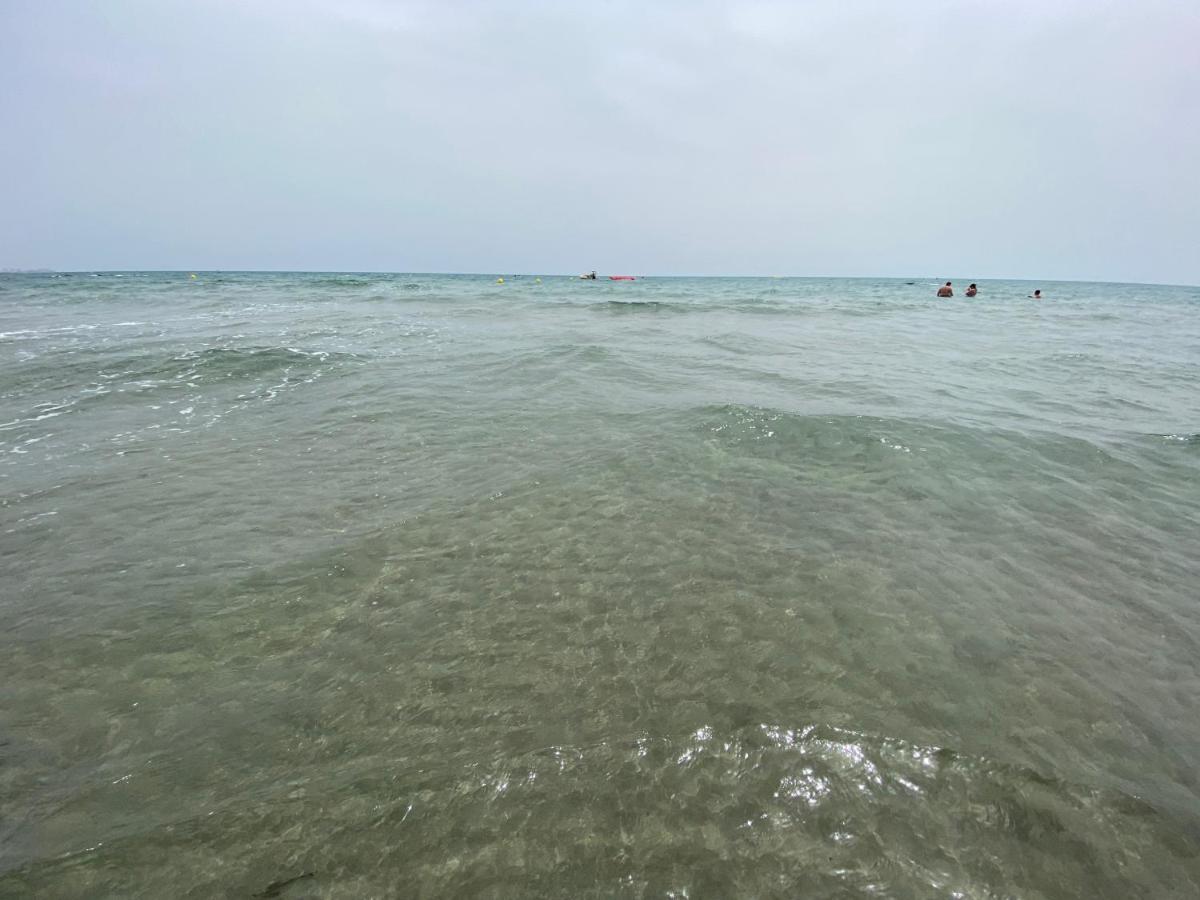 Orihuela Costa 2-Bedroom 1-Bath Renovated Vacation Rental On La Zenia Beach ภายนอก รูปภาพ